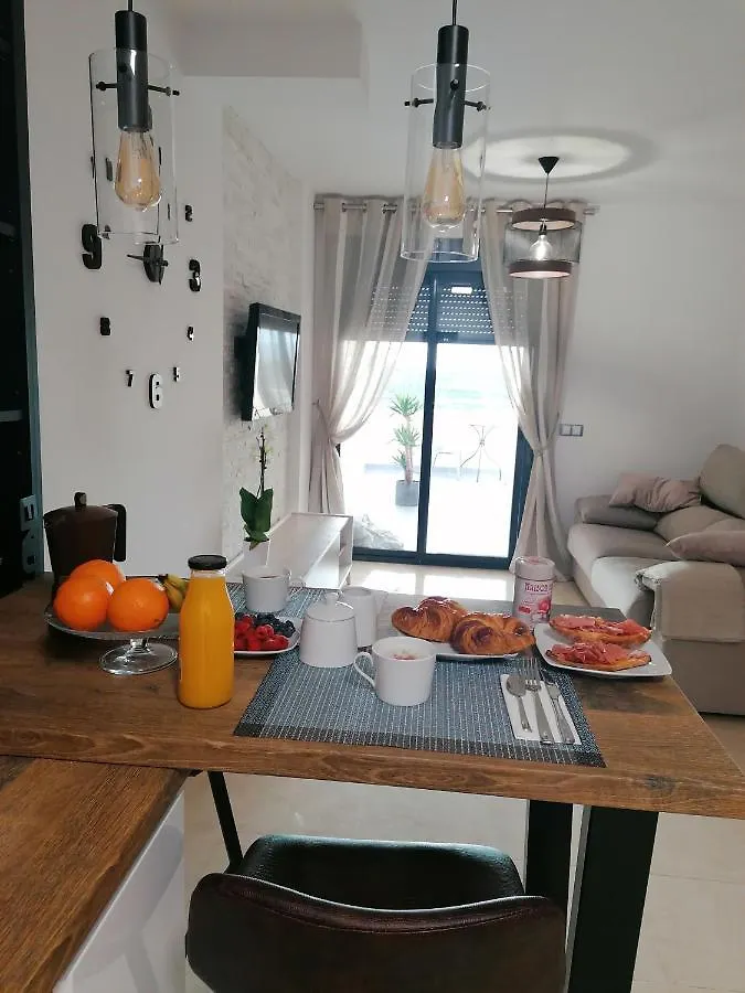Sybarix Apartment: Precioso Apartamento Con Vistas Al Golf Y El Mar La Envia