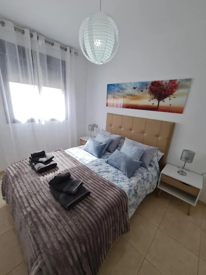 Sybarix Apartment: Precioso Apartamento Con Vistas Al Golf Y El Mar La Envia