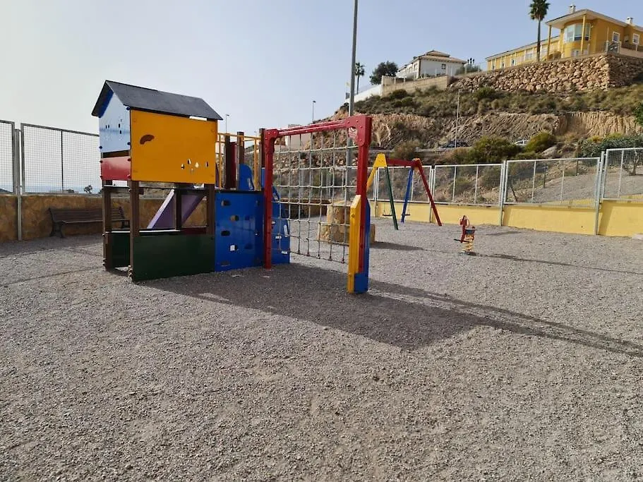 Sybarix Apartment: Precioso Apartamento Con Vistas Al Golf Y El Mar La Envia