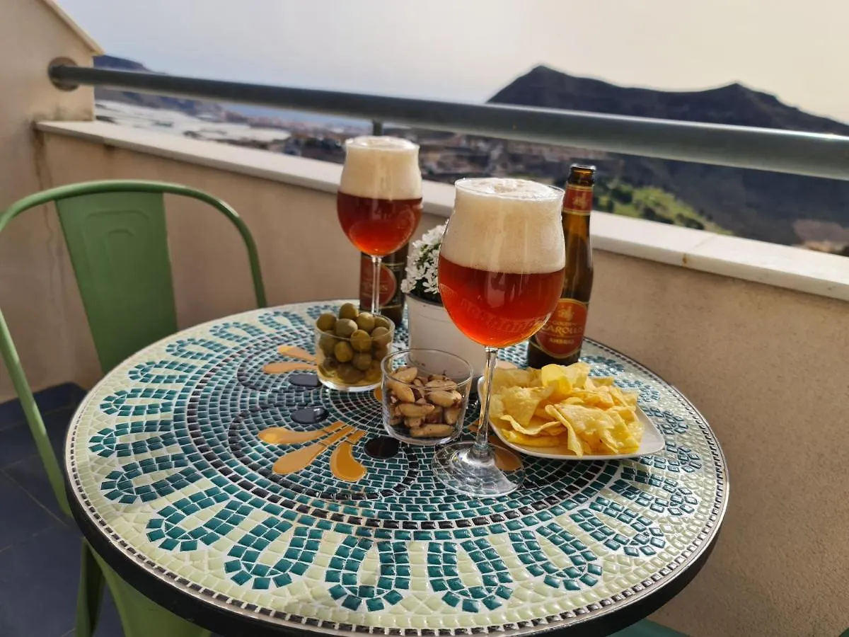 Sybarix Apartment: Precioso Apartamento Con Vistas Al Golf Y El Mar La Envia