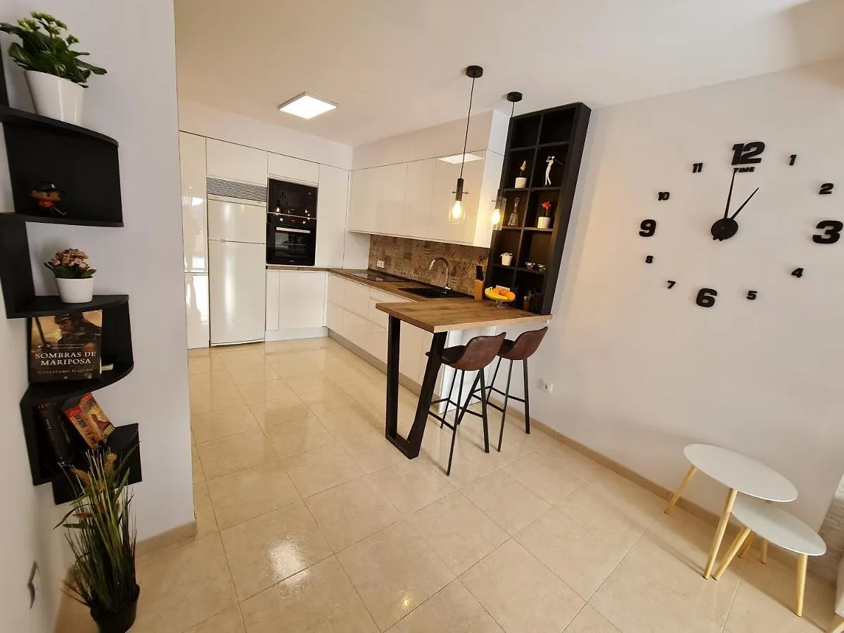 Sybarix Apartment: Precioso apartamento con vistas al golf y el mar La Envía 0*,  España