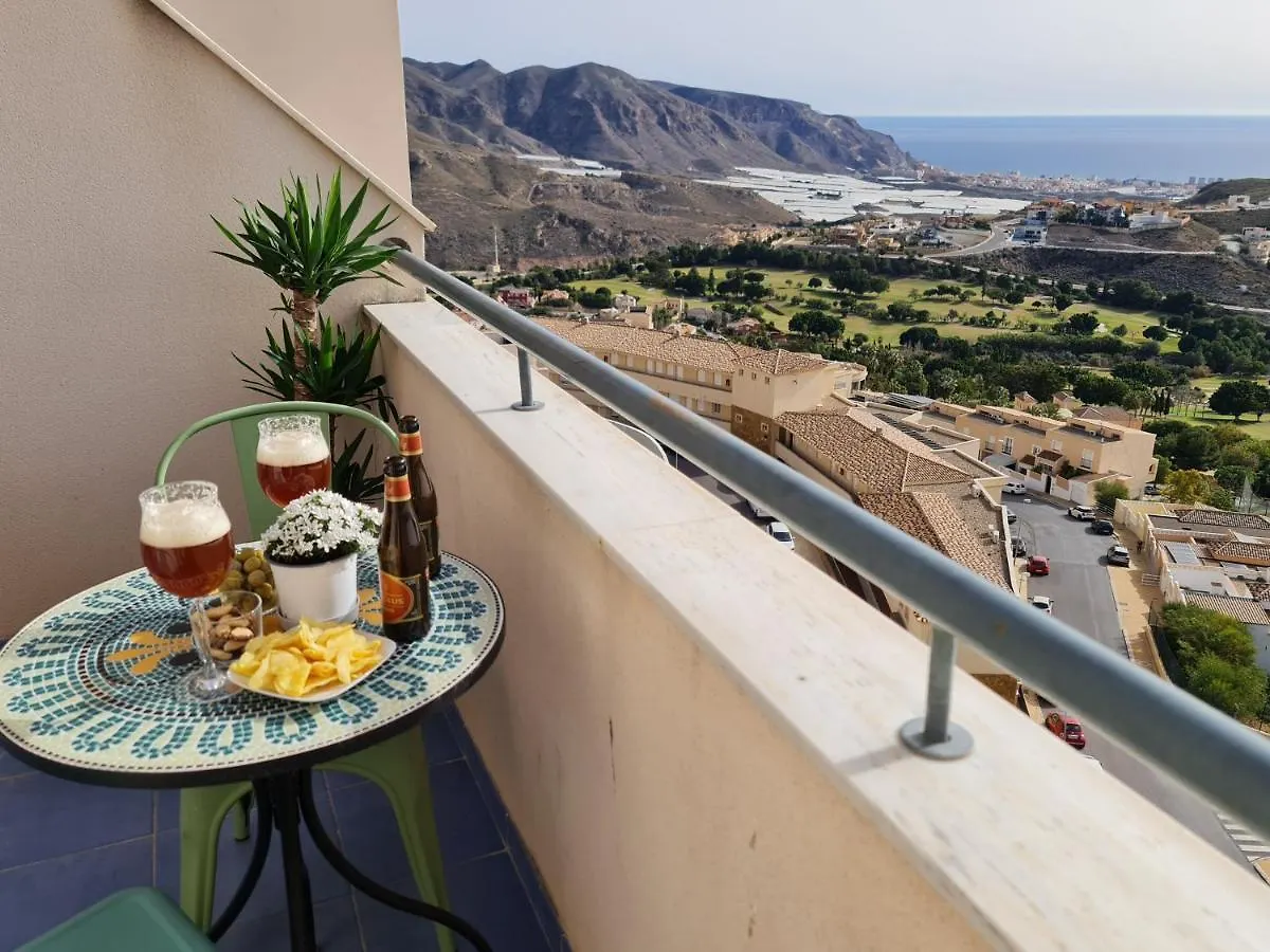 Sybarix Apartment: Precioso apartamento con vistas al golf y el mar La Envía